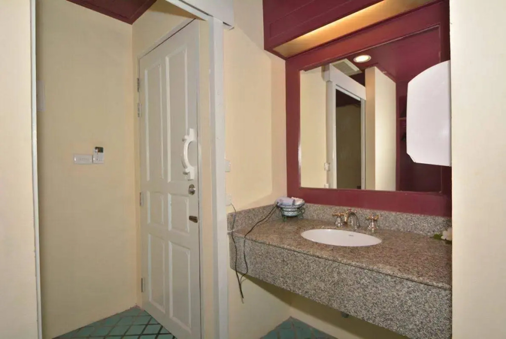 MW Krabi Beach Resort - Ao Nang - SHA Extra Plus
