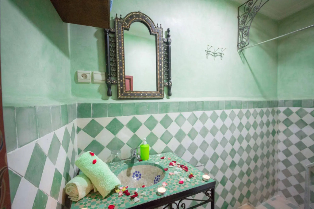 Riad Dar Guennoun - Luxury Suites in the Heart of Fes