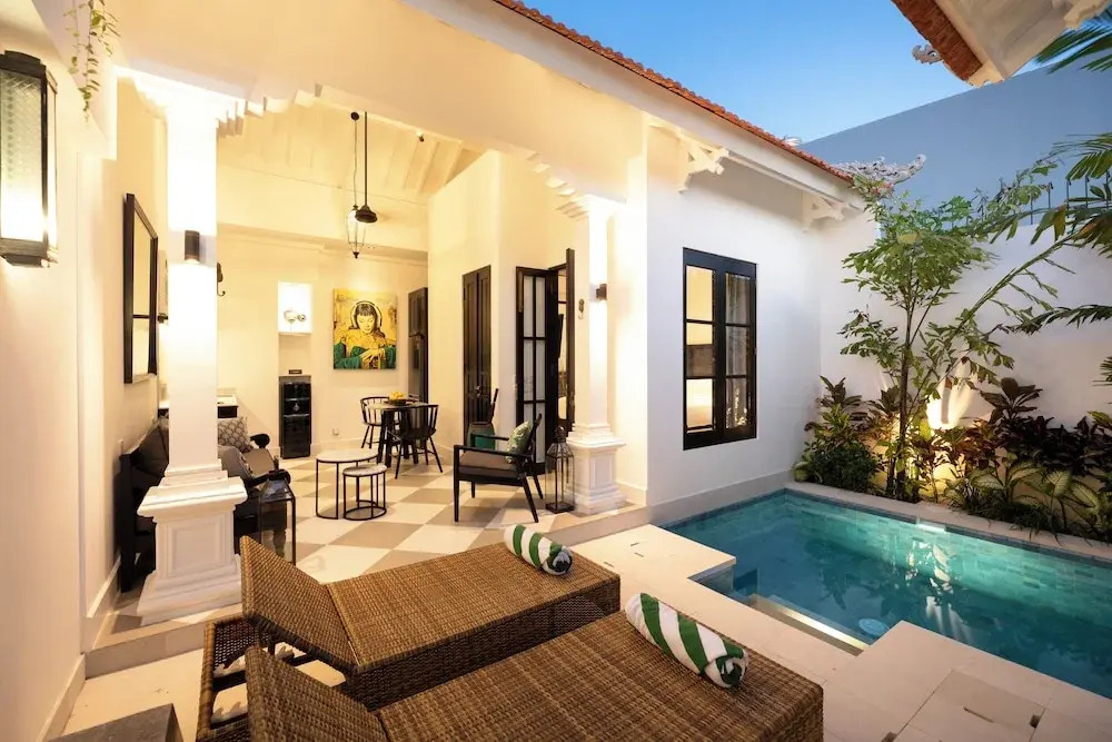 Martini Beachside Villa 4