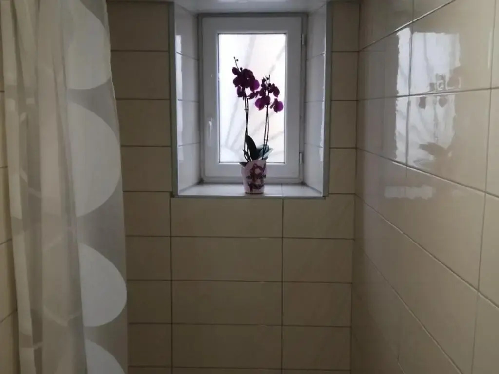 Maison de charme à Arfeuilles pour randonnées - FR-1-489-52