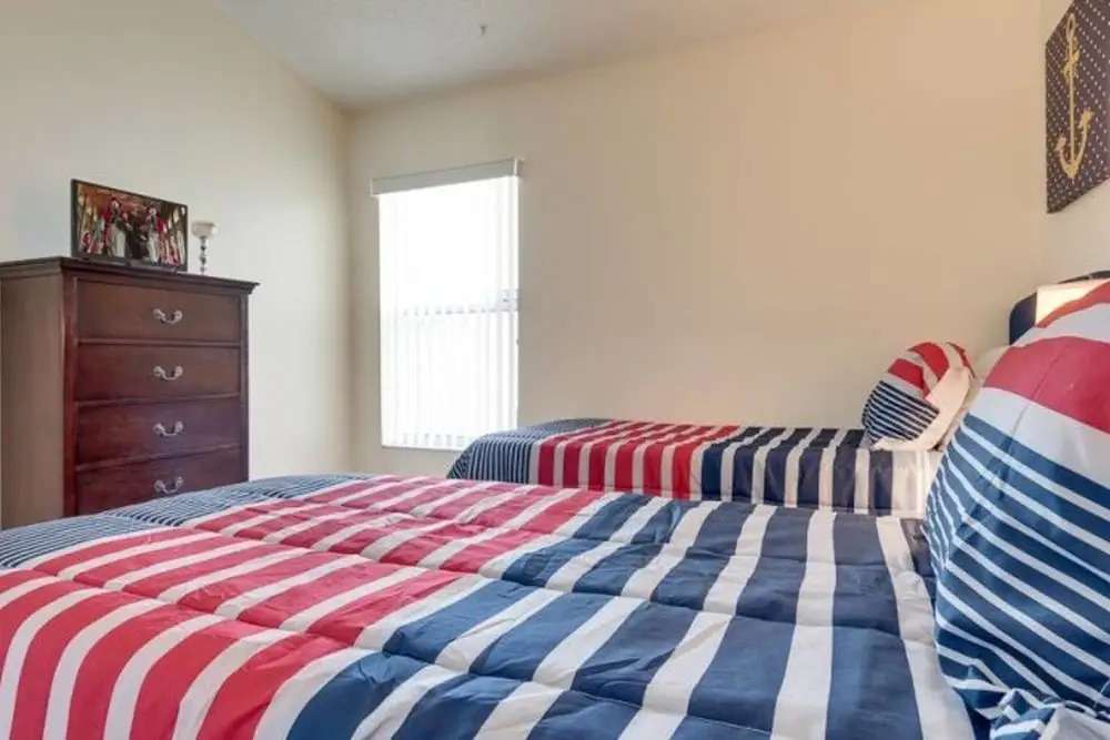 Comfy and Spacious Near Disney With Pool - 4bd/3ba #4hl124