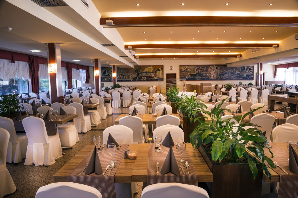 Grand Hotel Adriatic II