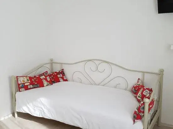Trbović Apartments Peaceful stay with Free Parking, Pet-Friendly, and Bike Storage in Umag