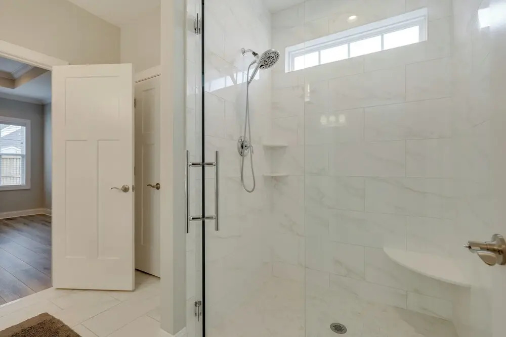 Spacious Home w/ Screened Patio in Wilmington!