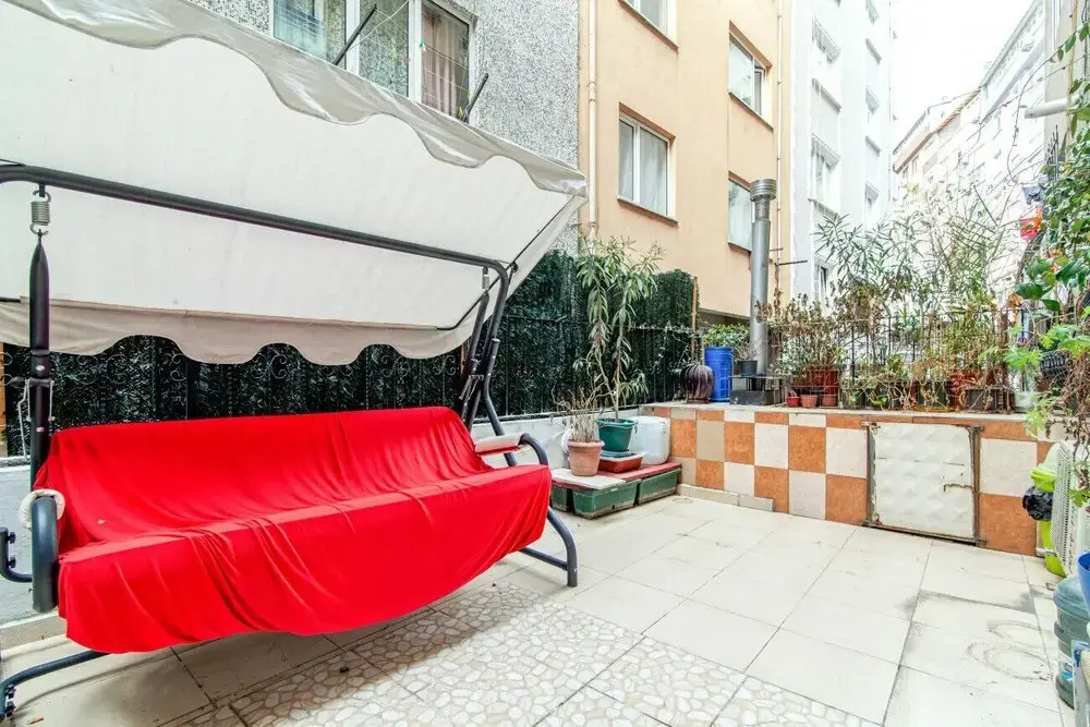 Wonderful Apartment Close to Malls in Sisli