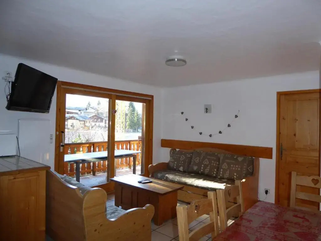 Appartement Champagny-en-Vanoise, 4 pièces, 8 personnes - FR-1-464-47