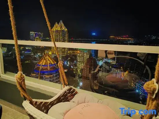 Xiqu Homestay (Gaozhuang Star Night Market)