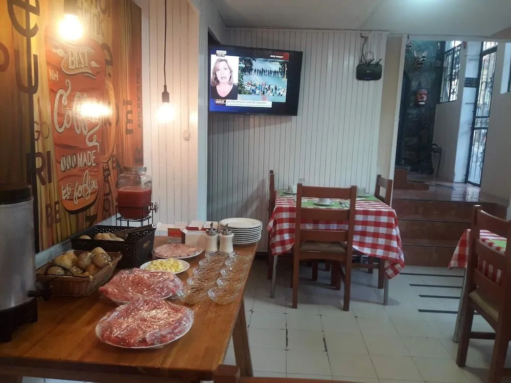 Hostal Loro Verde