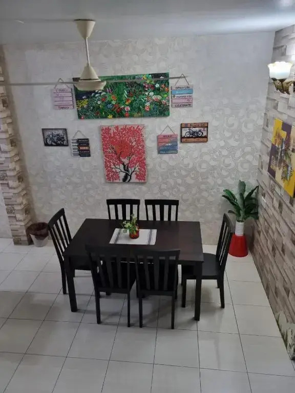 PRIVATE POOL WITH Wifi Ssue Klebang Chemor Homestay-Guesthouse