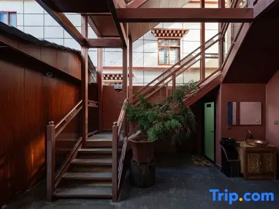 Muse Xiaoyuan Homestay (Songzan Linsi)