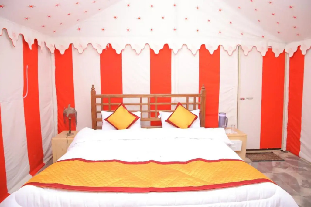 Bhati Desert camp Sam