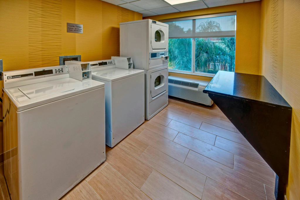 Fairfield Inn and Suites by Marriott Orlando Near Universal Orlando