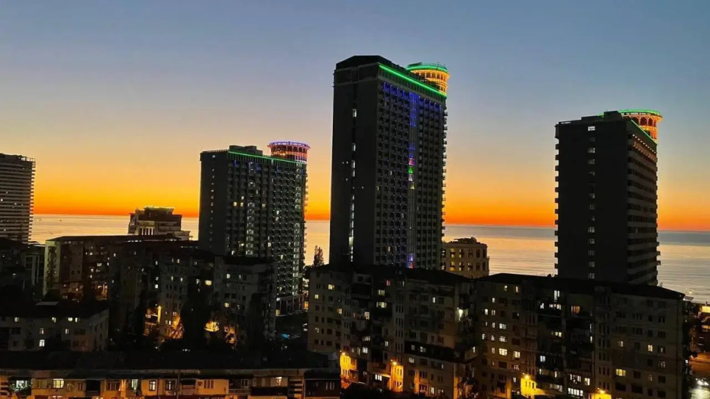 Studio apartment with sea view Real Palace 14 Floor