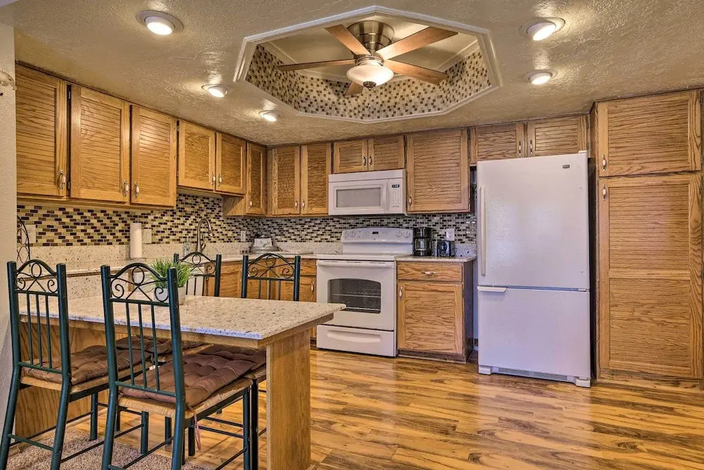 Brian Head Resort Condo - Near Skiing & Hiking!