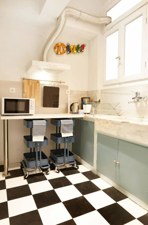 Chloe Boutique Apartments Metropolis