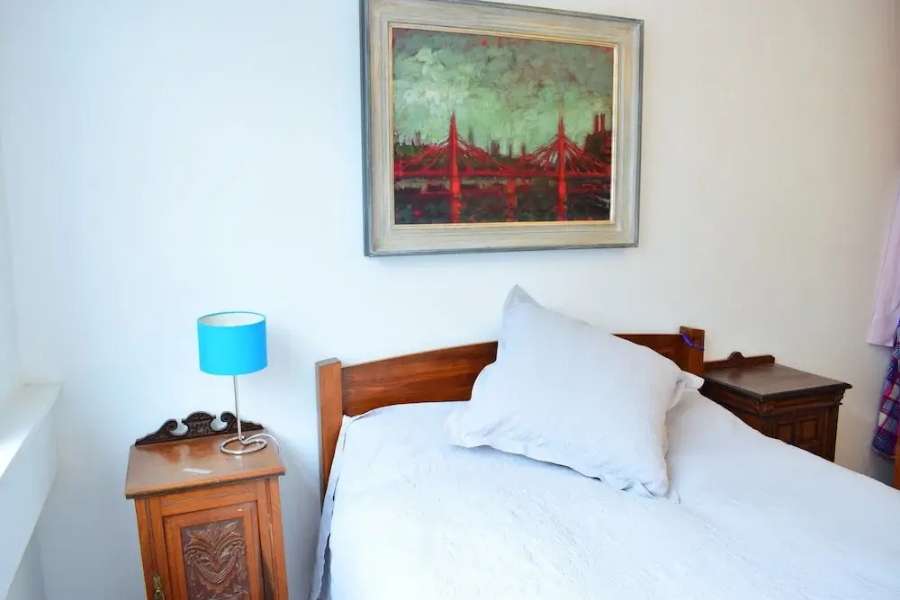 3 Bedroom Pimlico Home