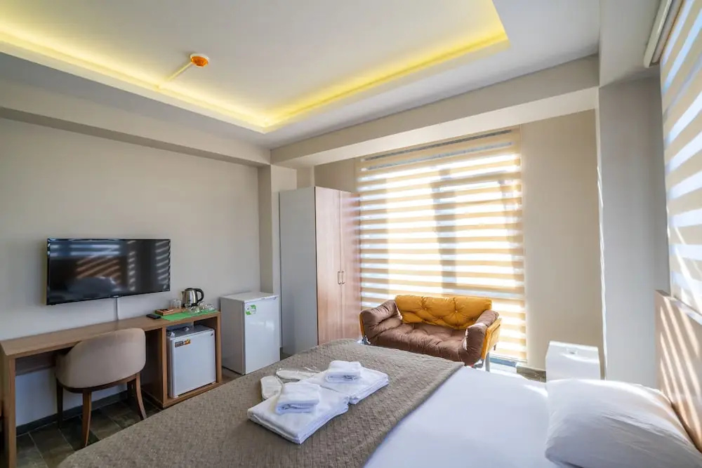 Sist 34 Suit Hotel