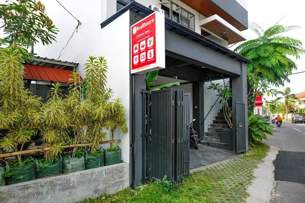 RedDoorz at Gentan Jakal