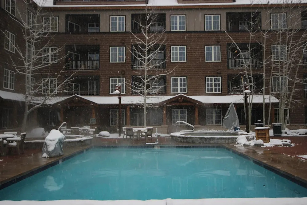 Buffalo Lodge 8411 by SummitCove Vacation Lodging
