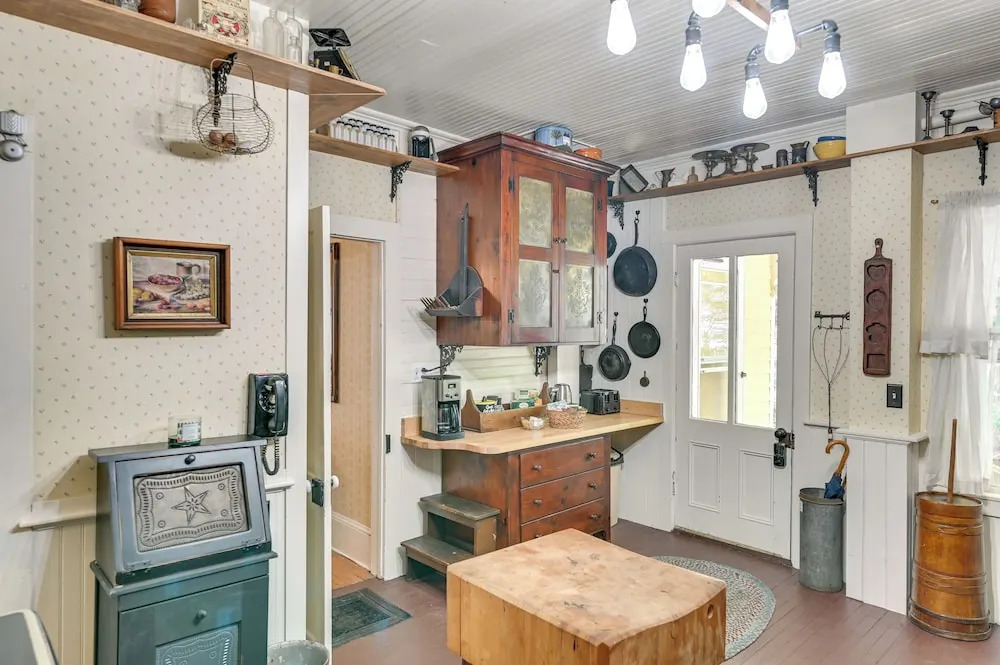 6 Mi to Lake George: Adirondack Home w/ Game Room