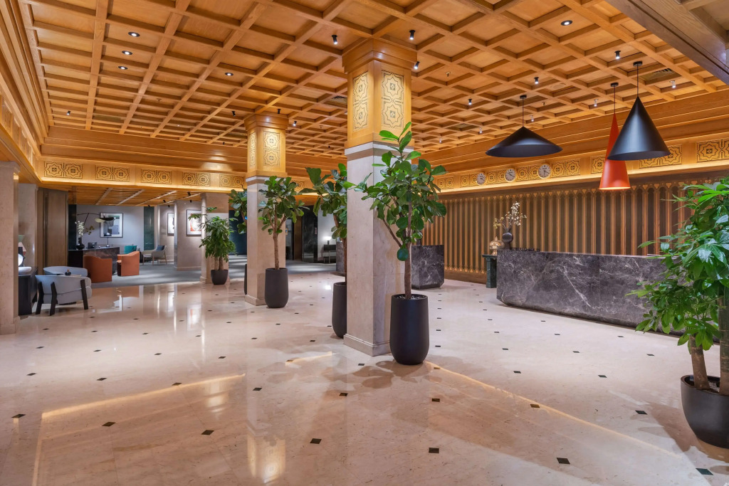 Radisson Blu Hotel, Dubai Deira Creek
