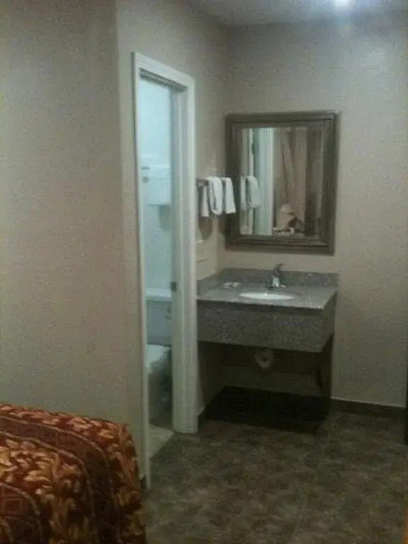 Hesperia Inn