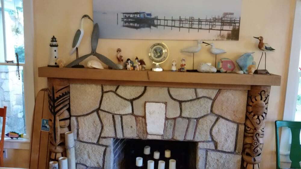 Anchor Inn NSB Bed and Breakfast
