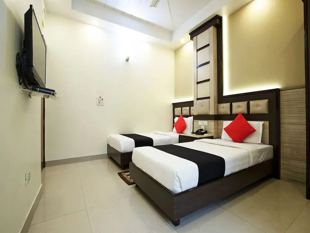 Capital O 312 Hotel Aster Inn