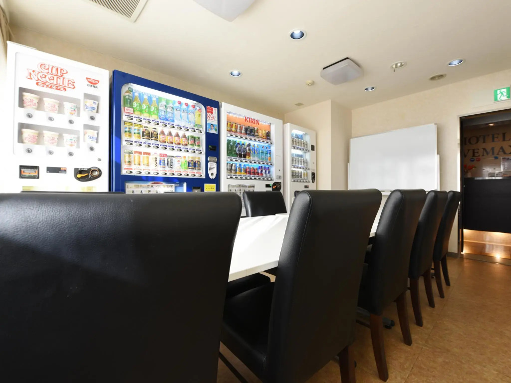 HOTEL LiVEMAX BUDGET Tokyo Hamura Ekimae