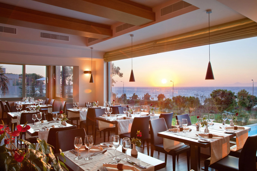 Amathus Elite Suites(Ixia)