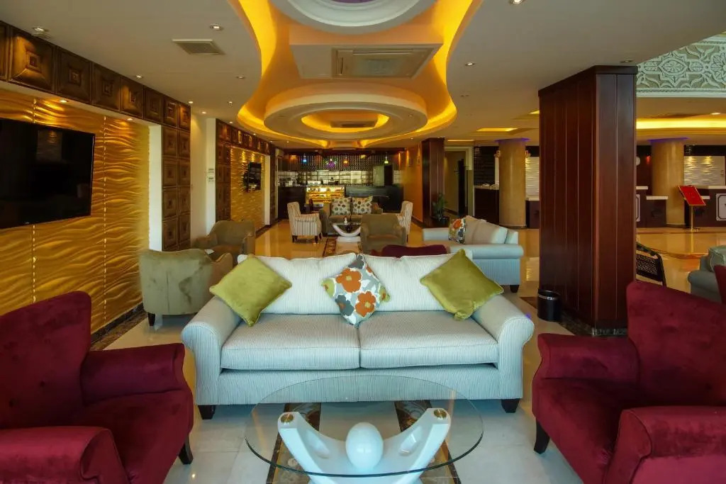 Rose Oasis Hotel