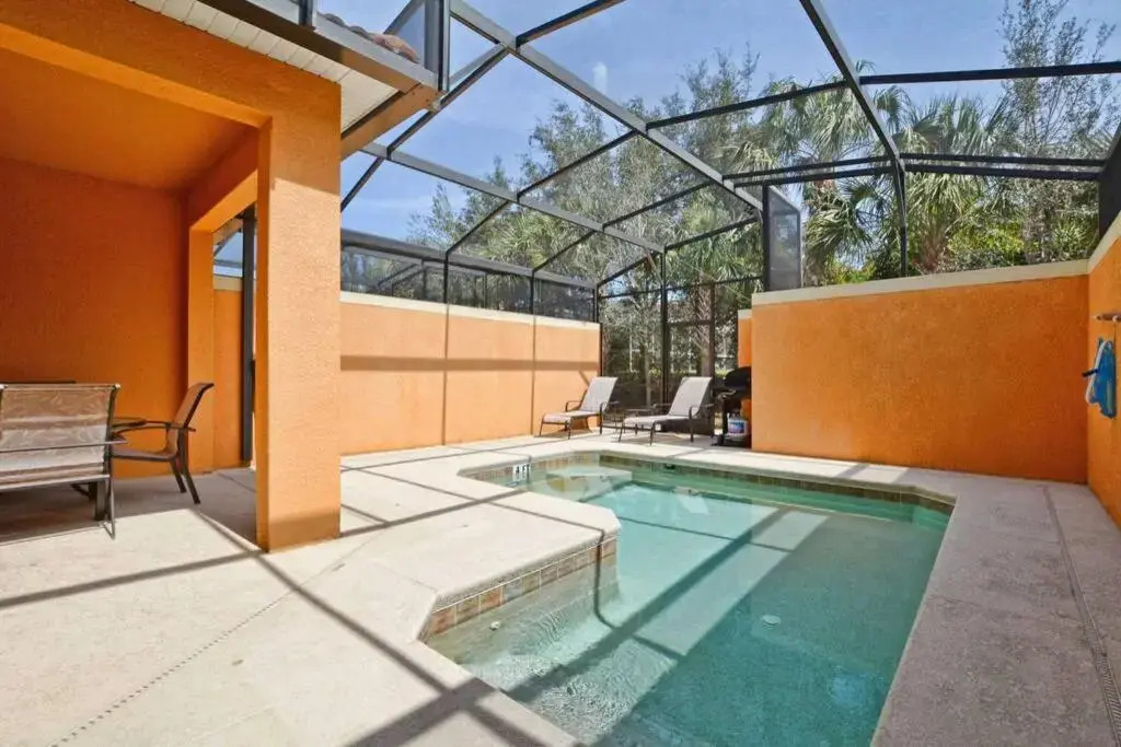 ORLANDO-DISNEY - ENTIRE HOME - 4BD, 3 Baths, WiFi, Private Pool