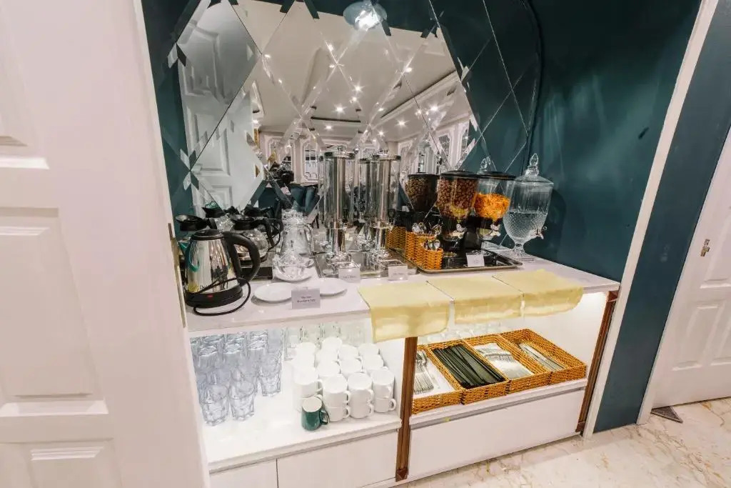 SOFEA Boutique Hotel