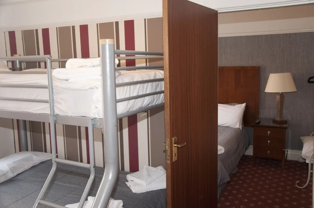 Leverdale Hotel