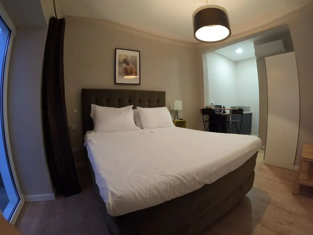 Temple Suites Guesthouse