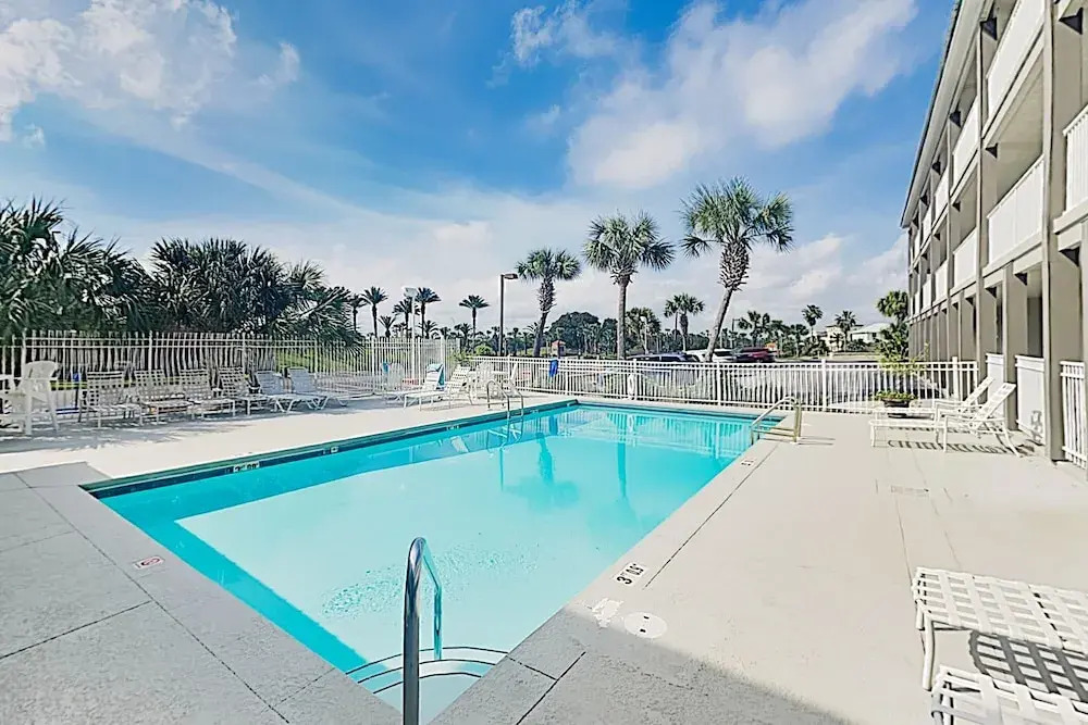 Gulf Road Condo 27222 - 2 Br condo by RedAwning