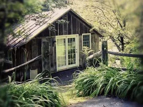 The Inn at Woodchuck Hill Farm