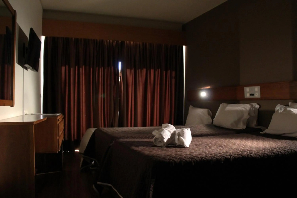 Hotel Meia Lua