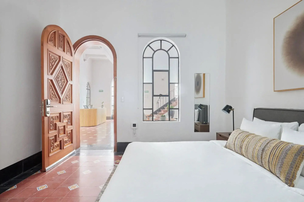 Santa Casa by Tasman