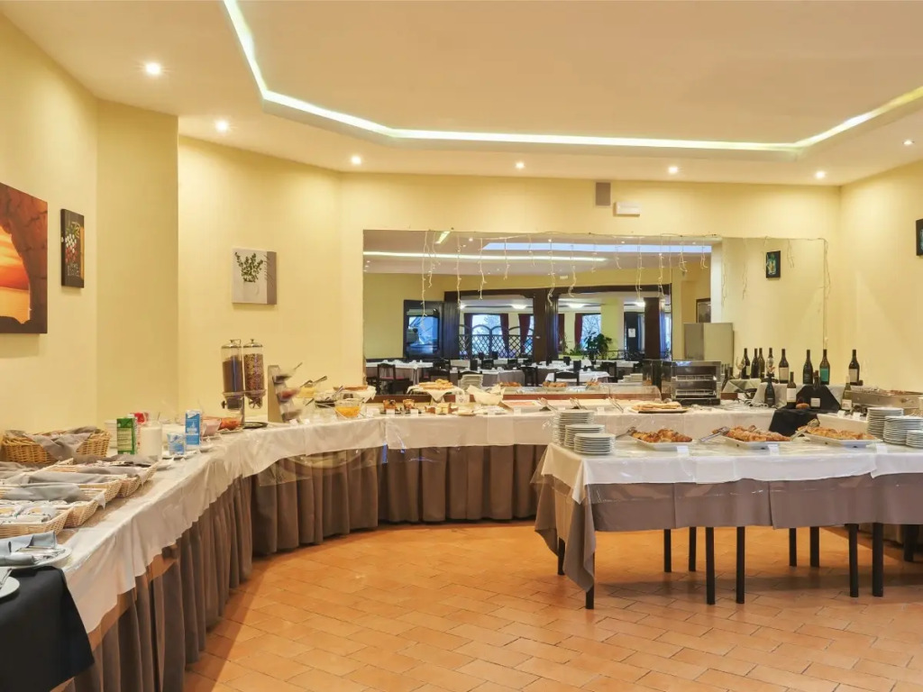 Hotel Dolomiti - Azzurro Club