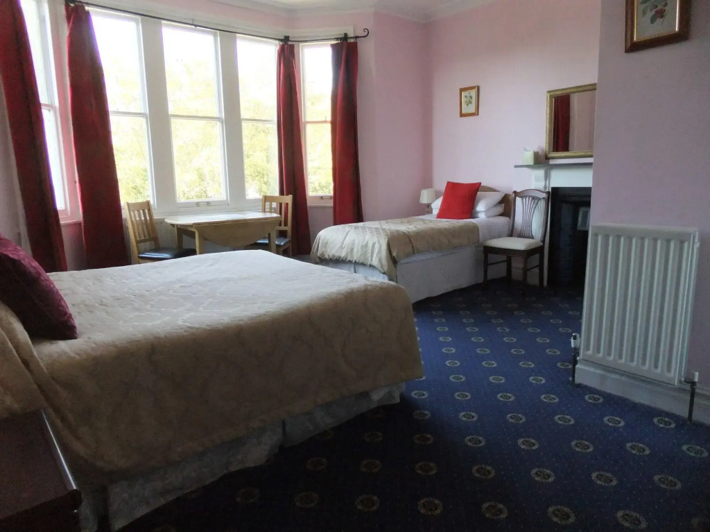 Elgin Villa