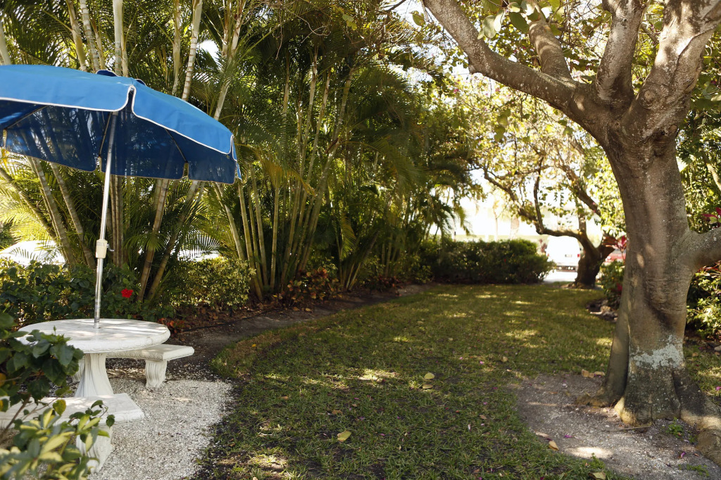 Silver Sands Gulf Beach Resort by RVA