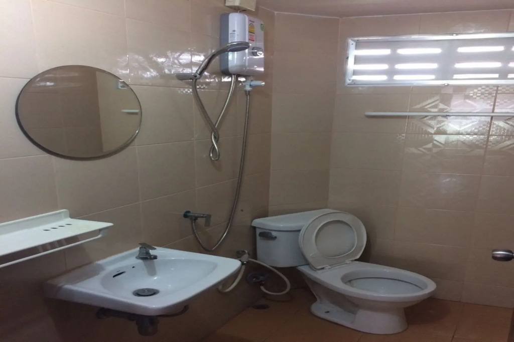 Baan Khun Mae Apartment