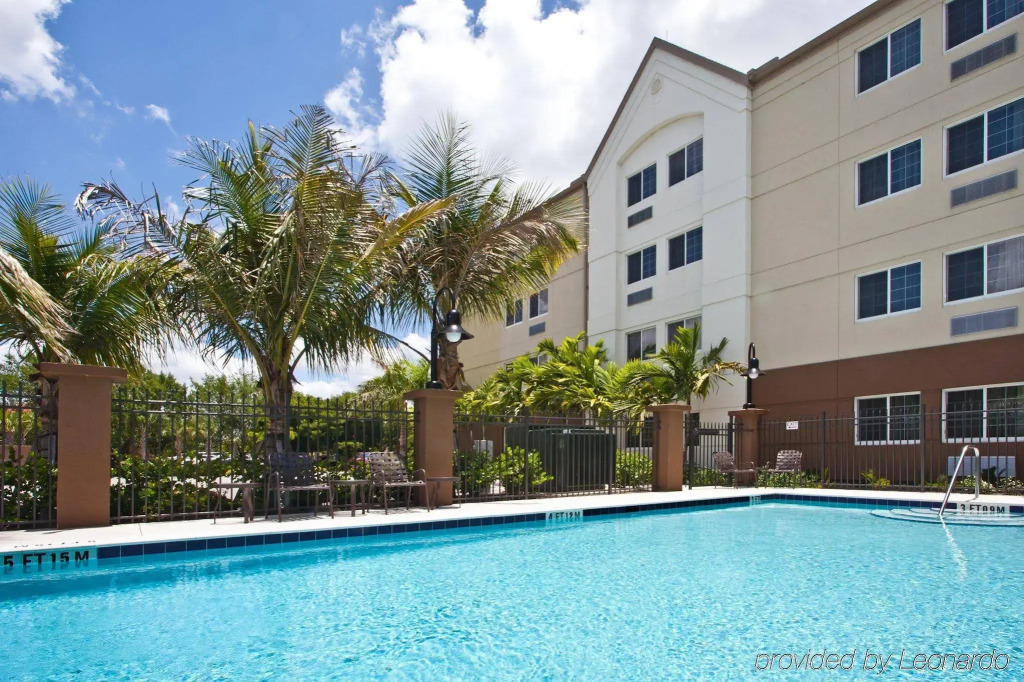 Candlewood Suites Fort Myers/Sanibel Gateway by IHG