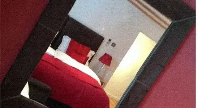 Bath House Hotel & Restaurant