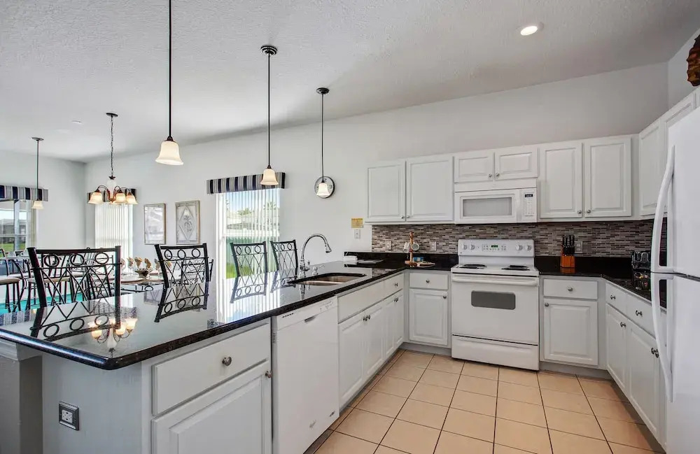 1207w Near Disney! Water View! Gamesroom! Balcony!
