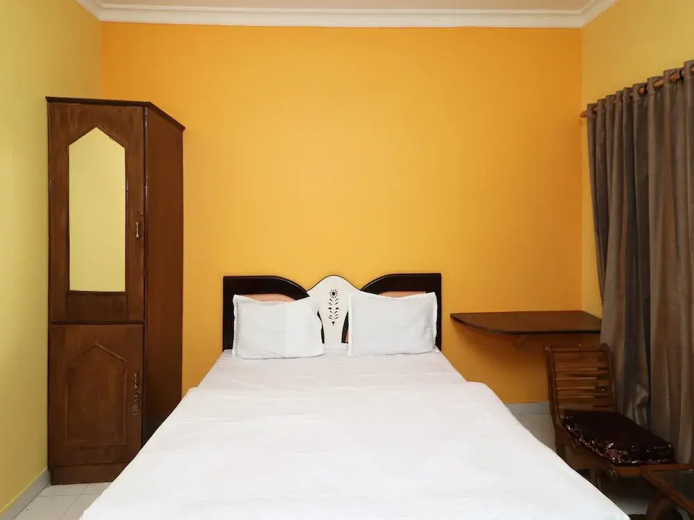 OYO 14131 Home Cozy Studio Mehragaon