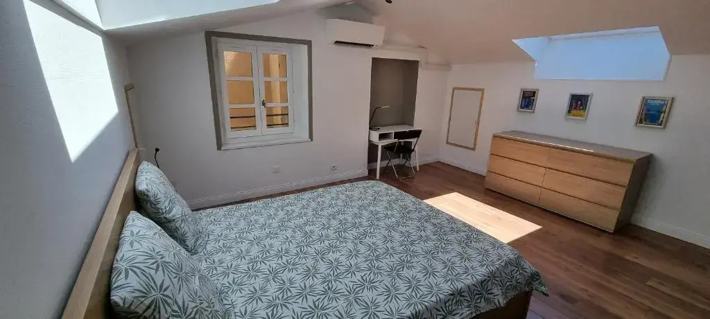 Loft 80m2 en plein cœur de la vieille ville 3 étoiles