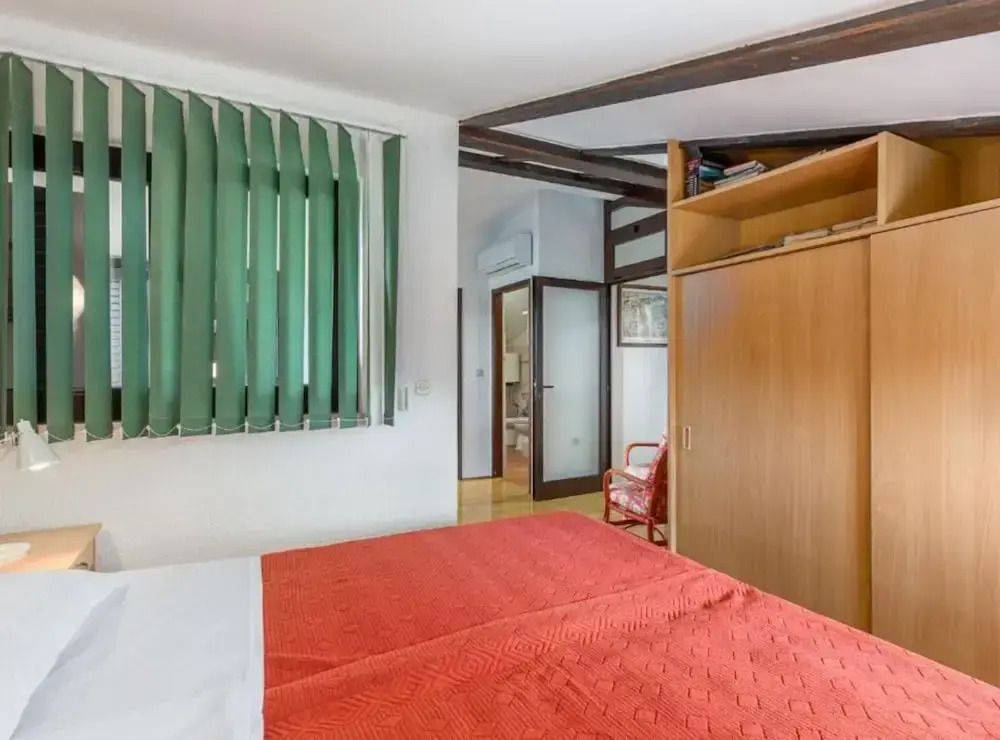 Apartments Villa Mirna