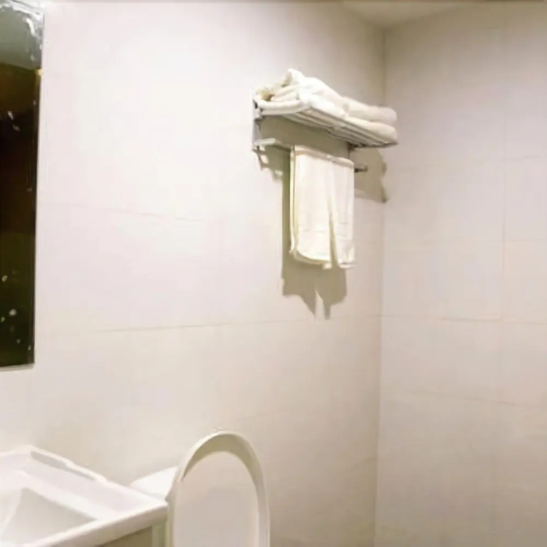 Jiangshan 128 Hotel